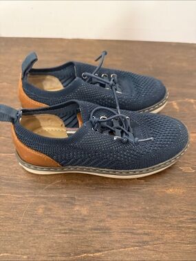 Johnston & Murphy Navy Knit Slip-On Loafers with Brown Heel